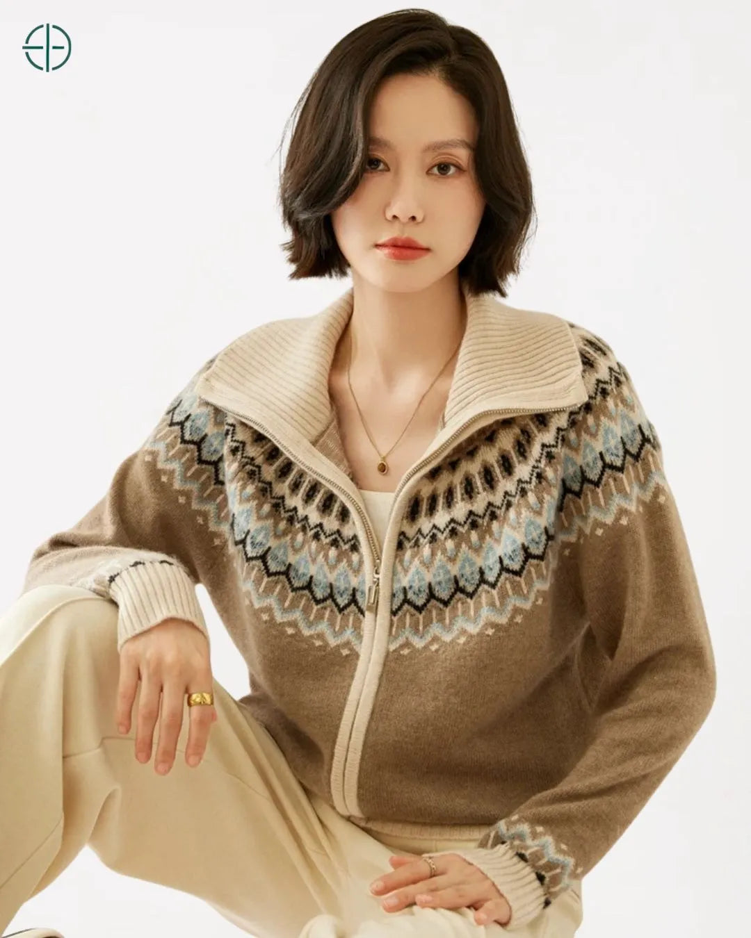 Cardiga_Geometrica_com_Ziper_100_Caxemira_