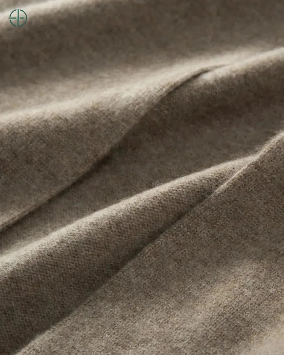 Cardigan_Feminino_100_Caxemira_Decote_V_Rest_Money_