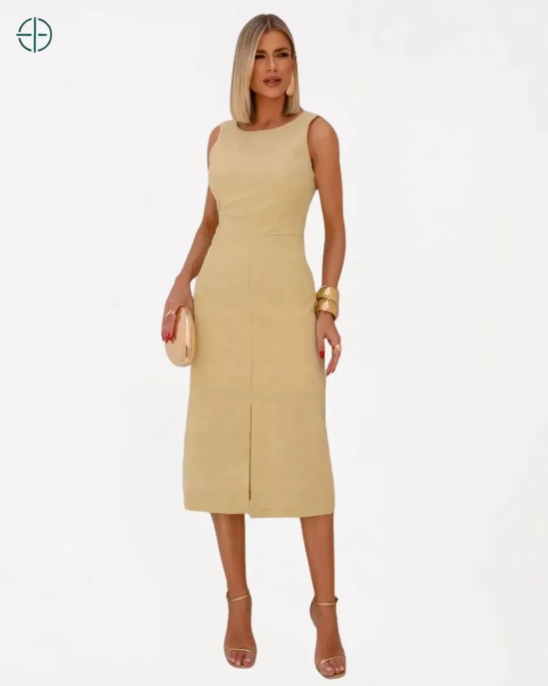 O linho oferece conforto, enquanto a fenda traz um toque de sensualidade ao look

