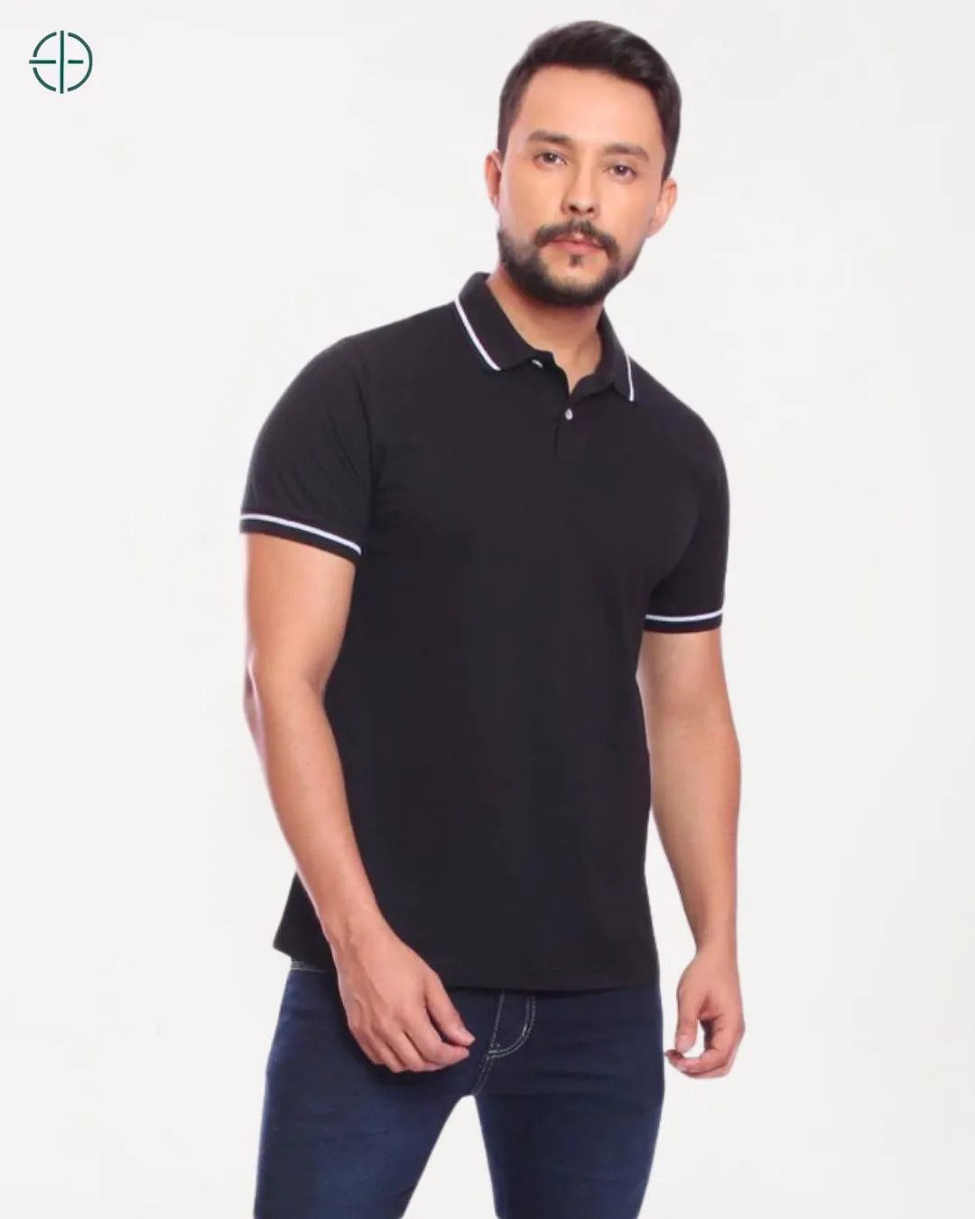 A sofisticação do estilo old money em um modelo casual e elegante

