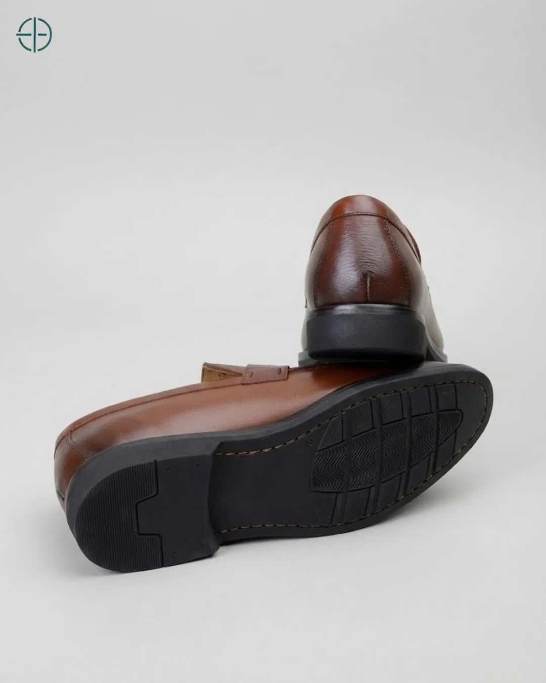 Mocassim_Penny_Loafer_em_Couro_Liso_