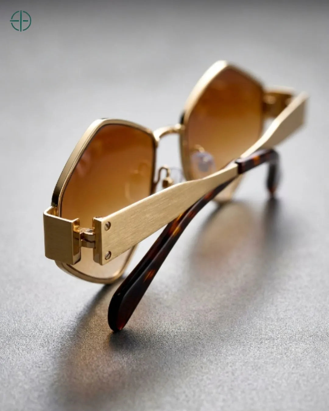 Oculos_Feminino_Esmeralda_Rest_Money_
