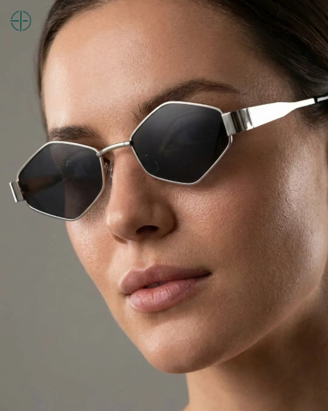 Oculos_Feminino_Esmeralda_Rest_Money_