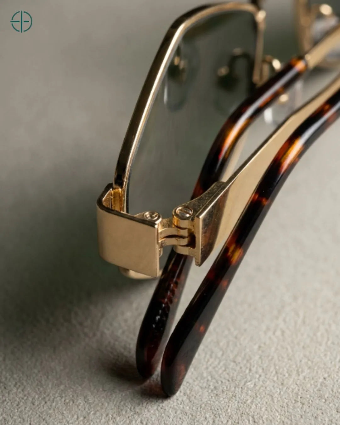 Oculos_Feminino_Esmeralda_Rest_Money_