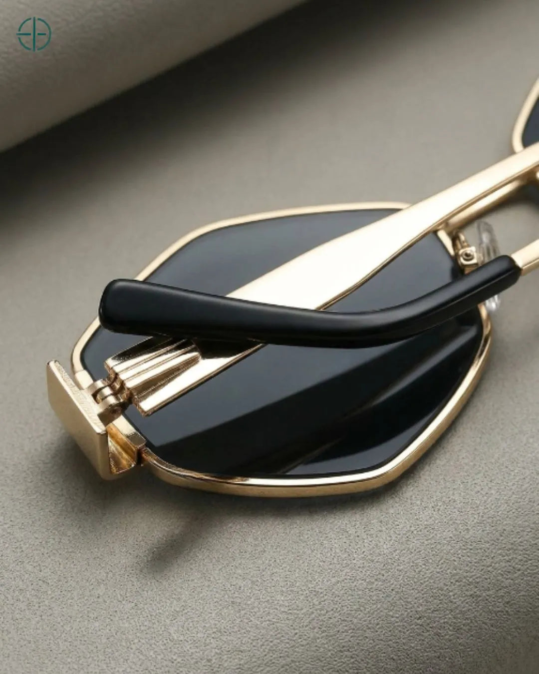 Oculos_Feminino_Esmeralda_Rest_Money_