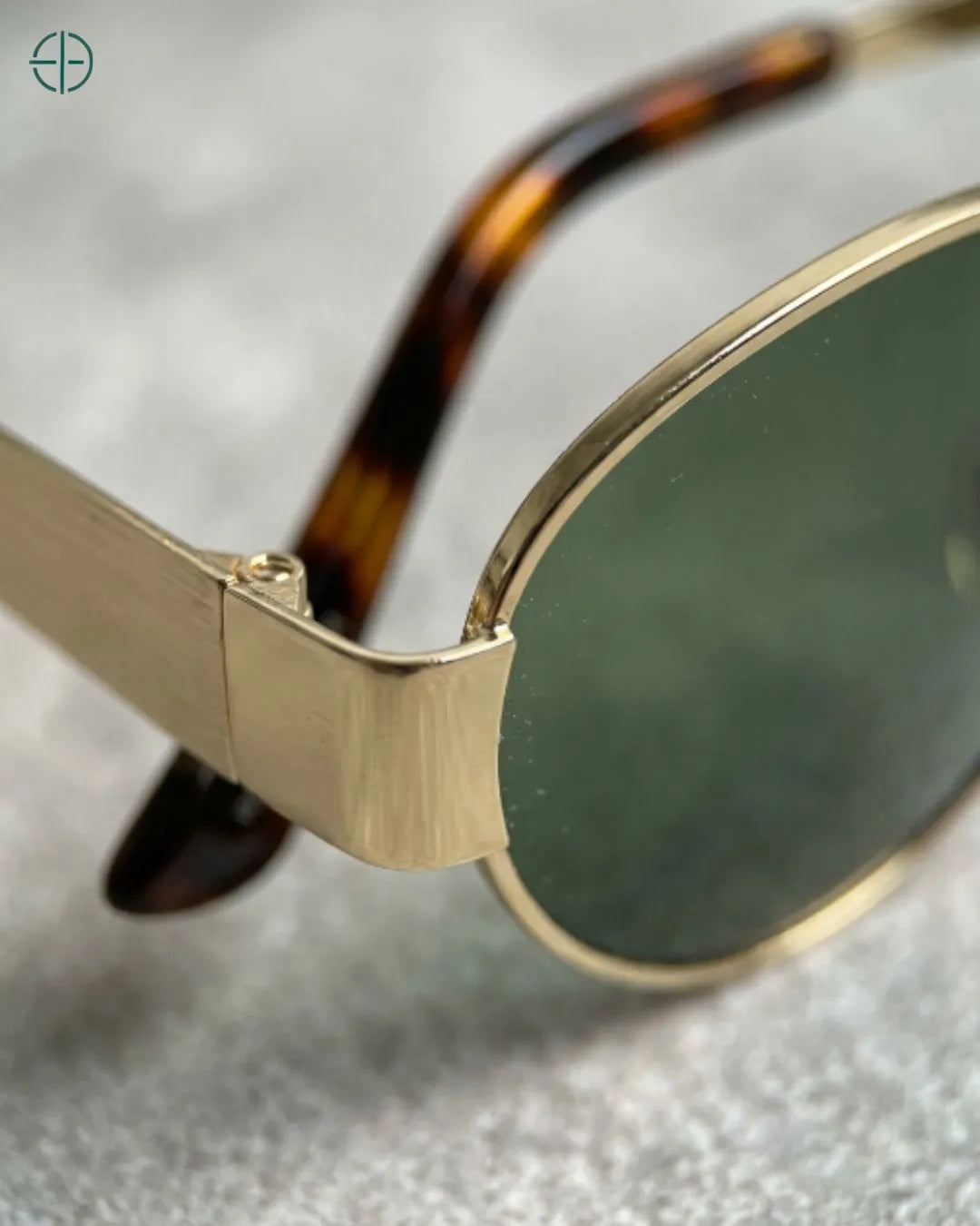 Oculos_Feminino_Jade_Rest_Money_