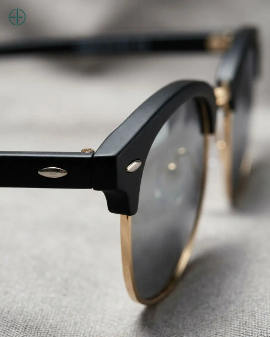 Oculos_Feminino_Luna_Rest_Money_