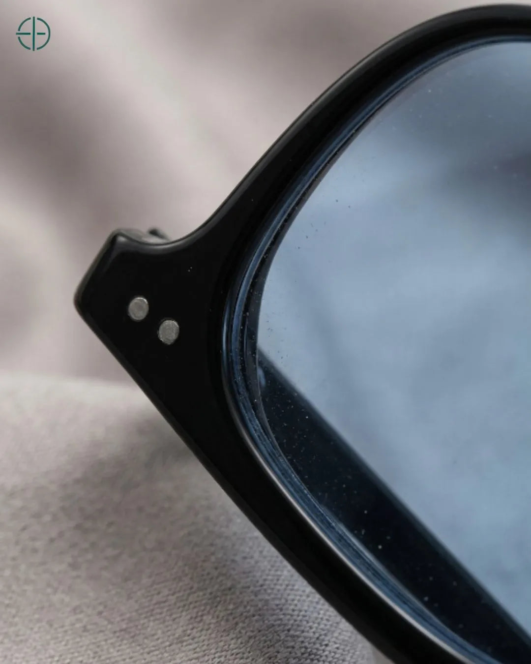 Oculos_Feminino_Maya_Rest_Money_