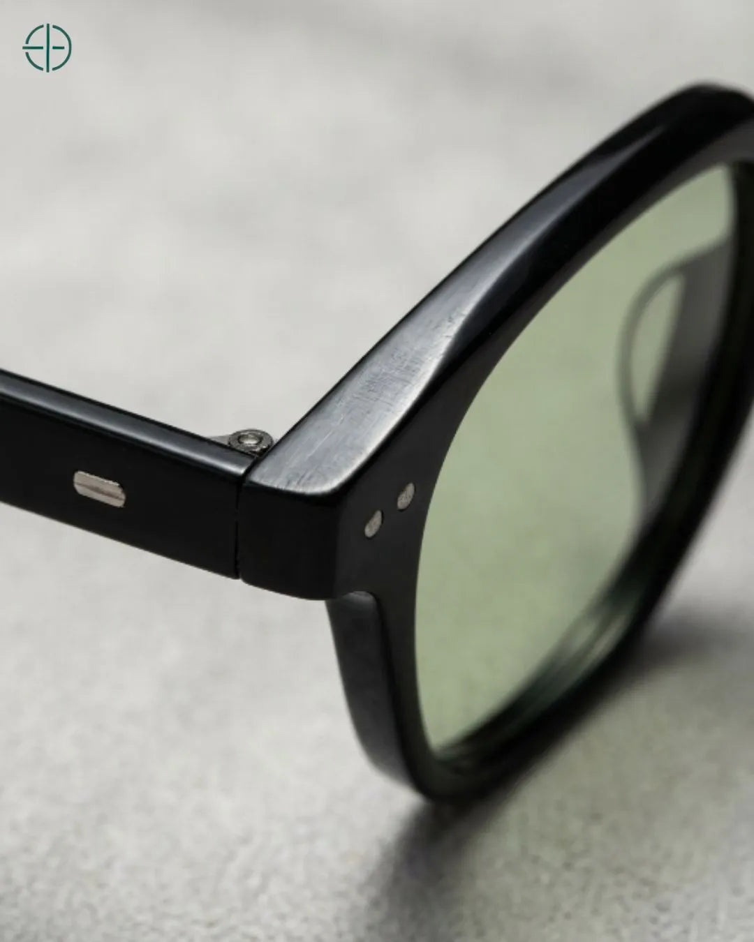 Oculos_Feminino_Maya_Rest_Money_