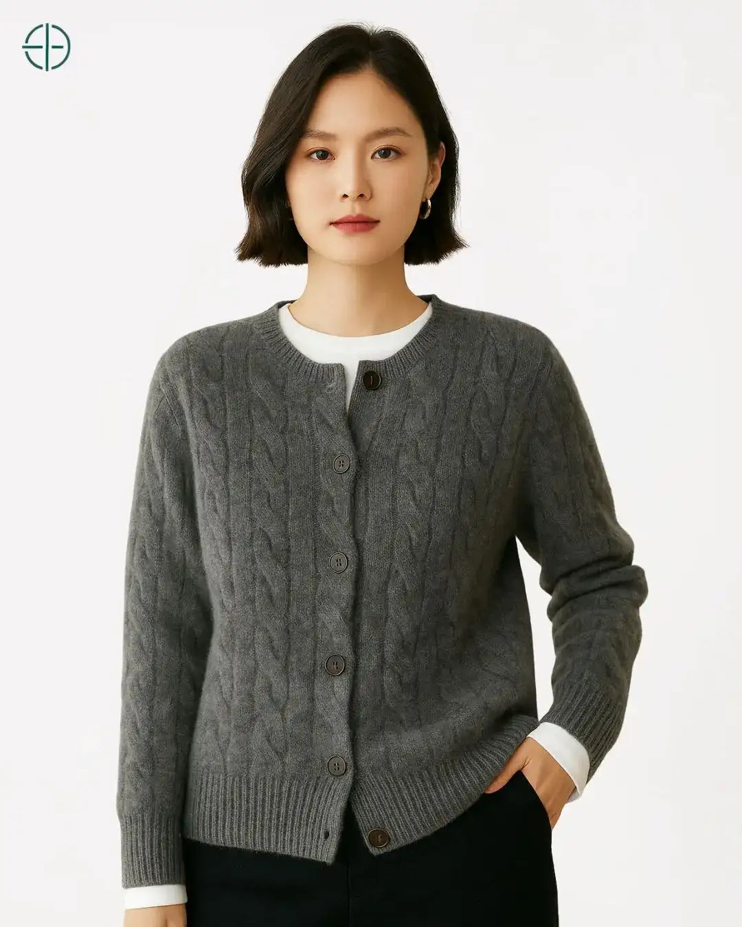 Sueter_Trancado_de_Botoes_100_Caxemira_