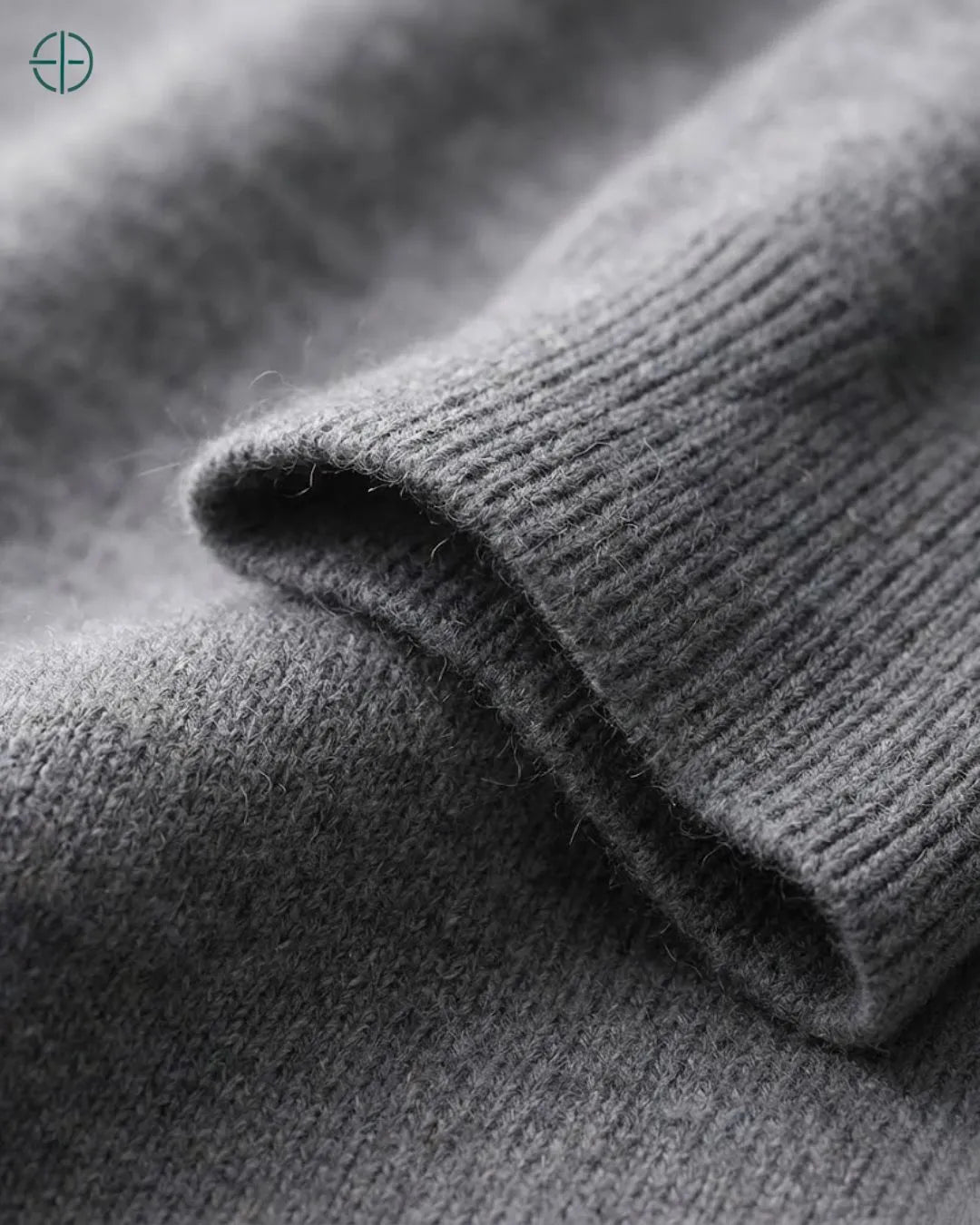 Sueter_Masculino_Gola_Alta_100_Caxemira_Rest_Money_