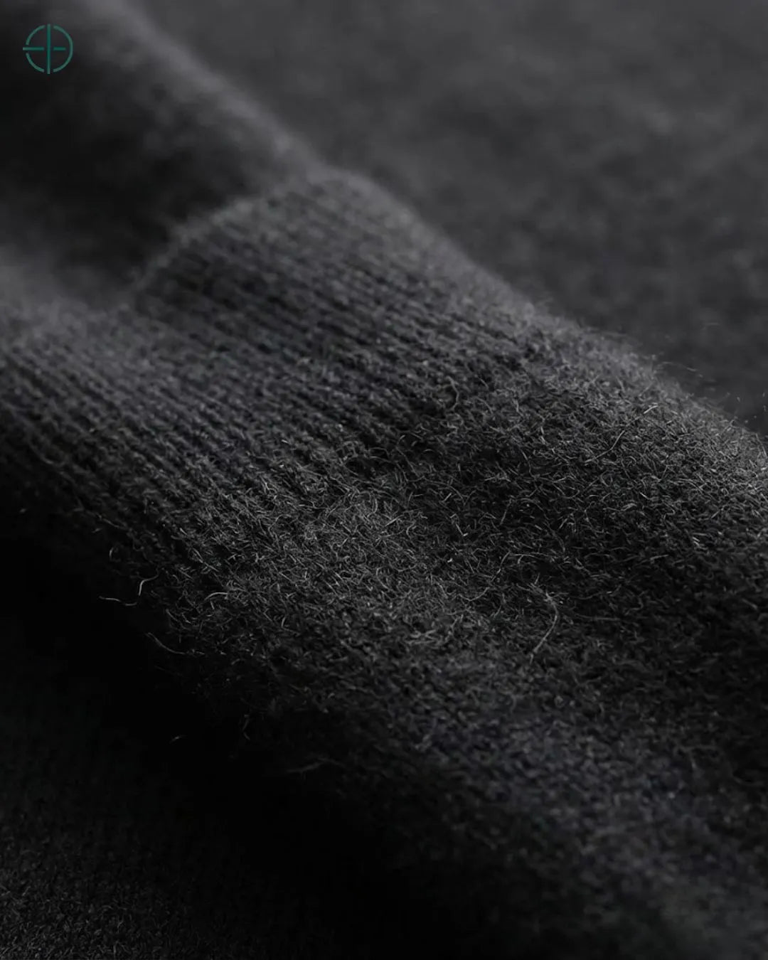 Sueter_Masculino_Gola_Alta_100_Caxemira_Rest_Money_