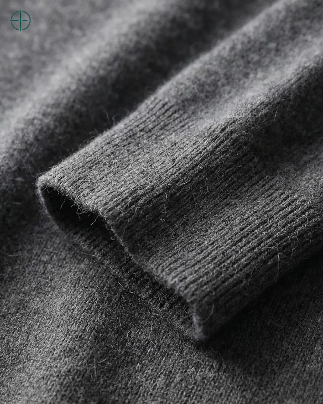 Sueter_Masculino_com_Capuz_100_Caxemira_Rest_Money_