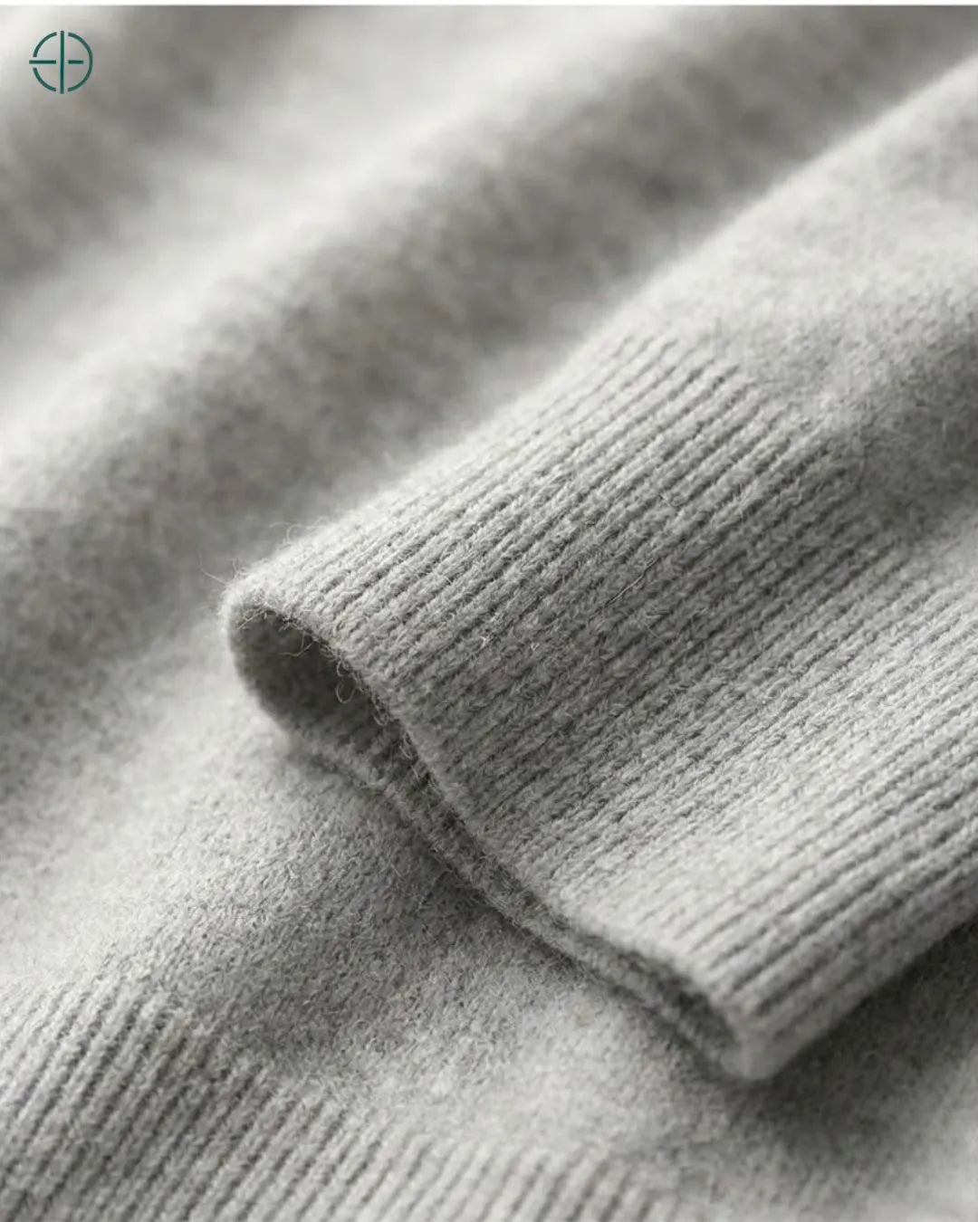 Sueter_Masculino_com_Capuz_100_Caxemira_Rest_Money_