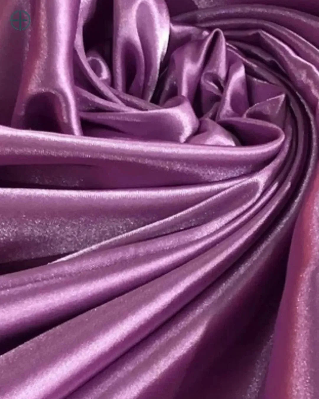 Imagem do vestido em um cenário sofisticado e bem iluminado

