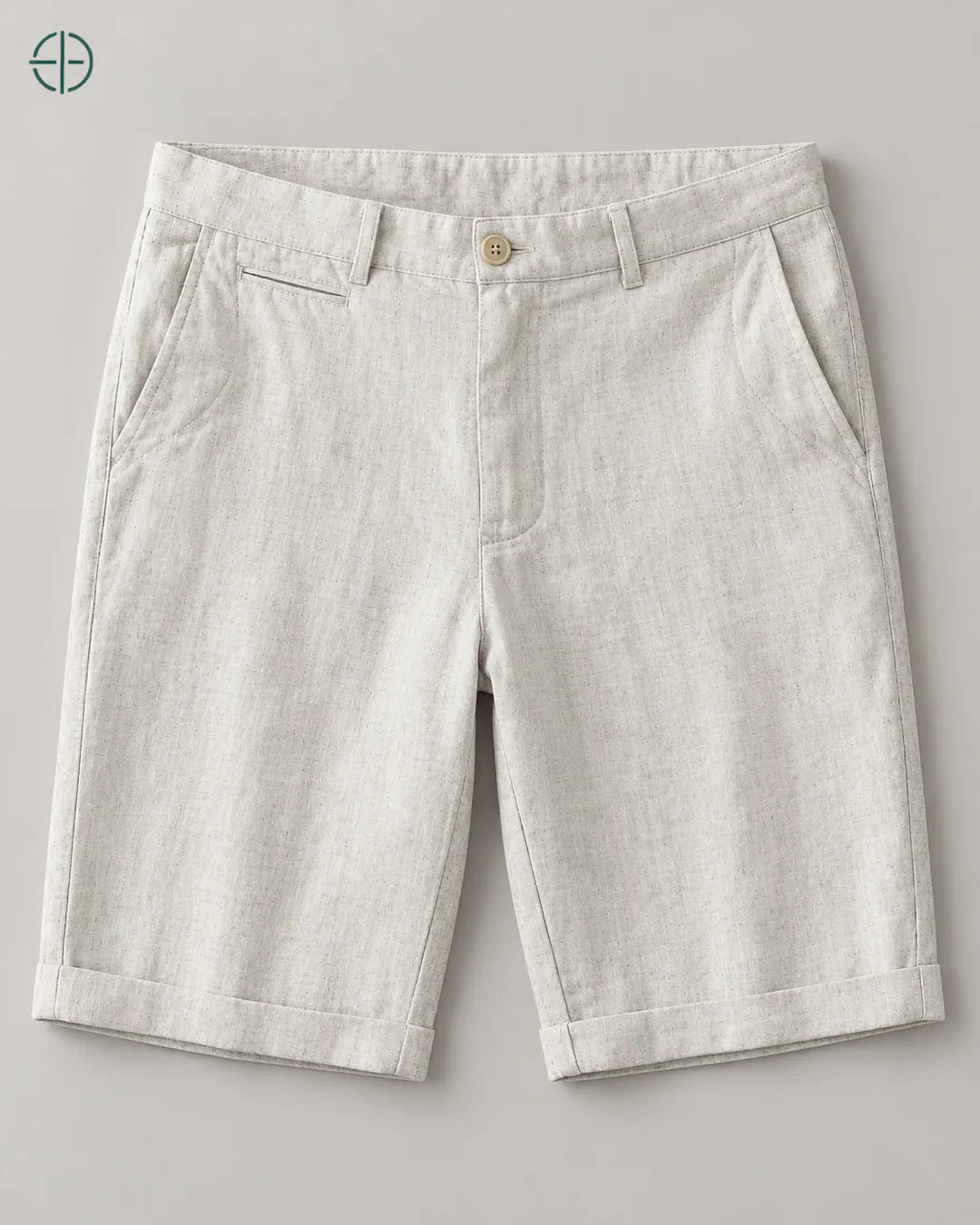 Bermuda 100% Linho Belga Masculina, cor Bege, bermuda estendida no chão, vista de frente. Fotografia de produto Rest Money.