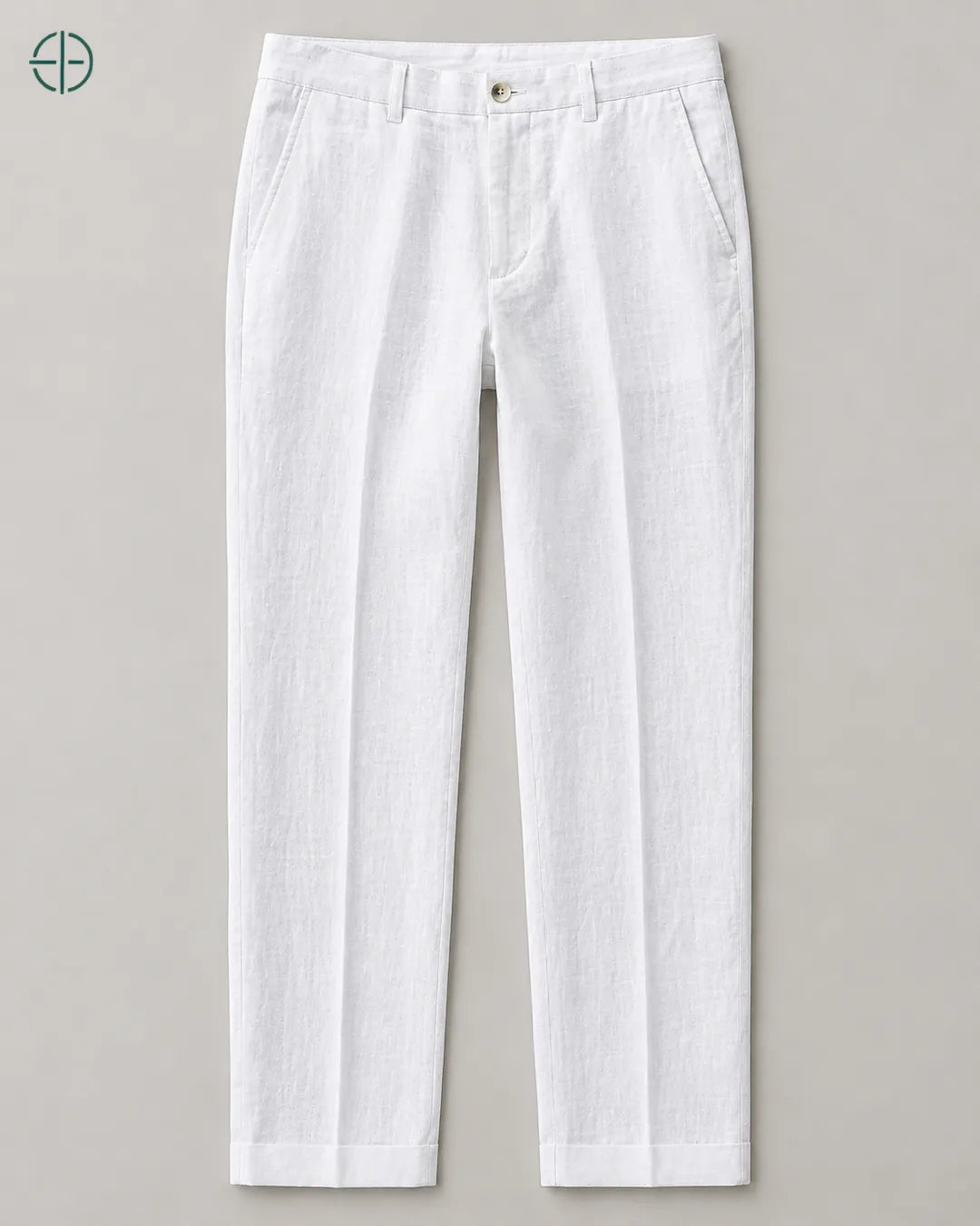 Calça 100% Linho Belga Masculina, cor Branco, produto estendido no chão, câmera vertical, vista frontal. Fotografia de produto Rest Money.
