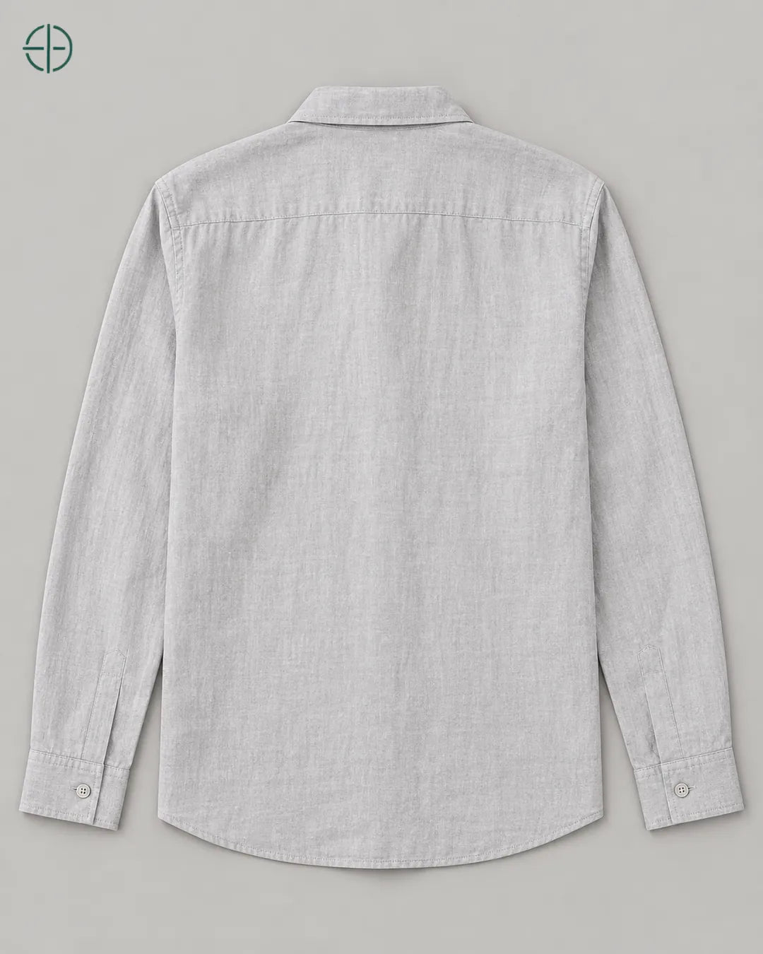 Camisa 100% Linho Belga Masculina, cor Cinza, produto estendido no chão, câmera vertical, vista traseira. Fotografia de produto Rest Money.