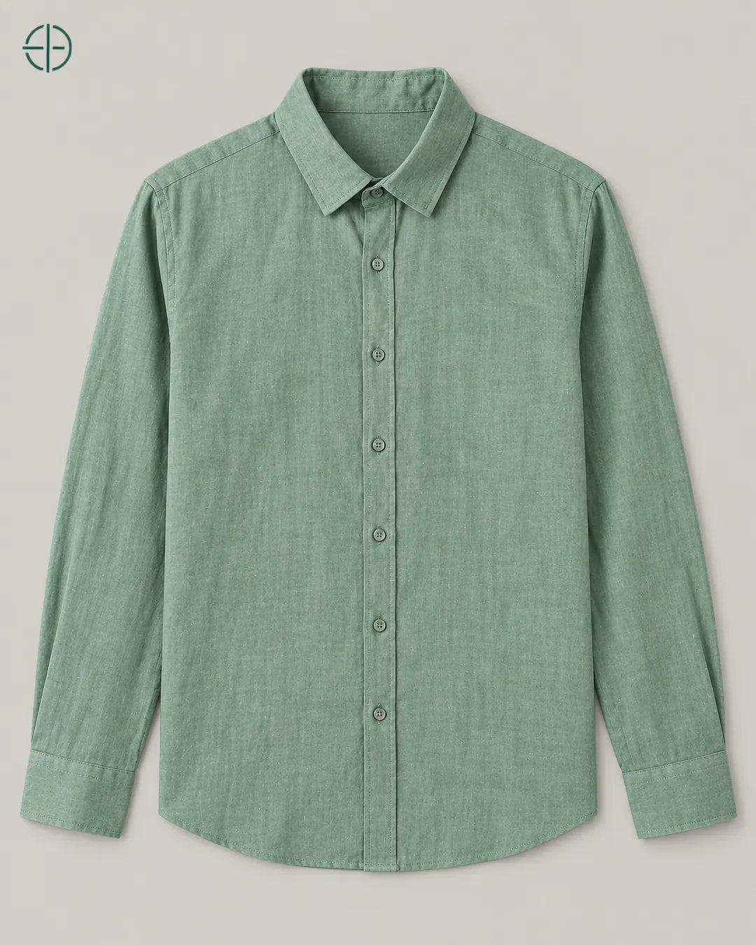 Camisa 100% Linho Belga Masculina Sem Bolso, cor Verde, produto estendido no chão, câmera vertical, vista frontal. Fotografia de produto Rest Money.