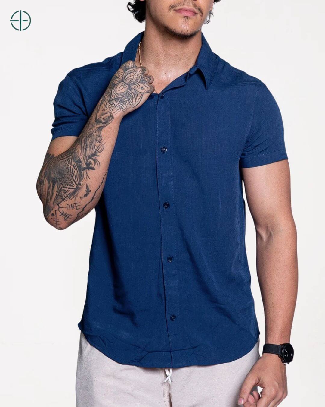 Camisa de Viscolinho com caimento impecável para um visual elegante