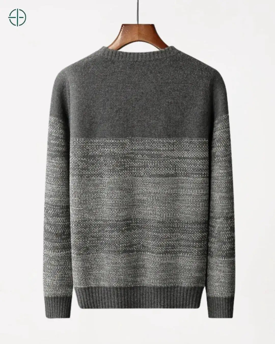 Continuidade perfeita do padrão Jacquard na vista traseira do suéter de caxemira.

