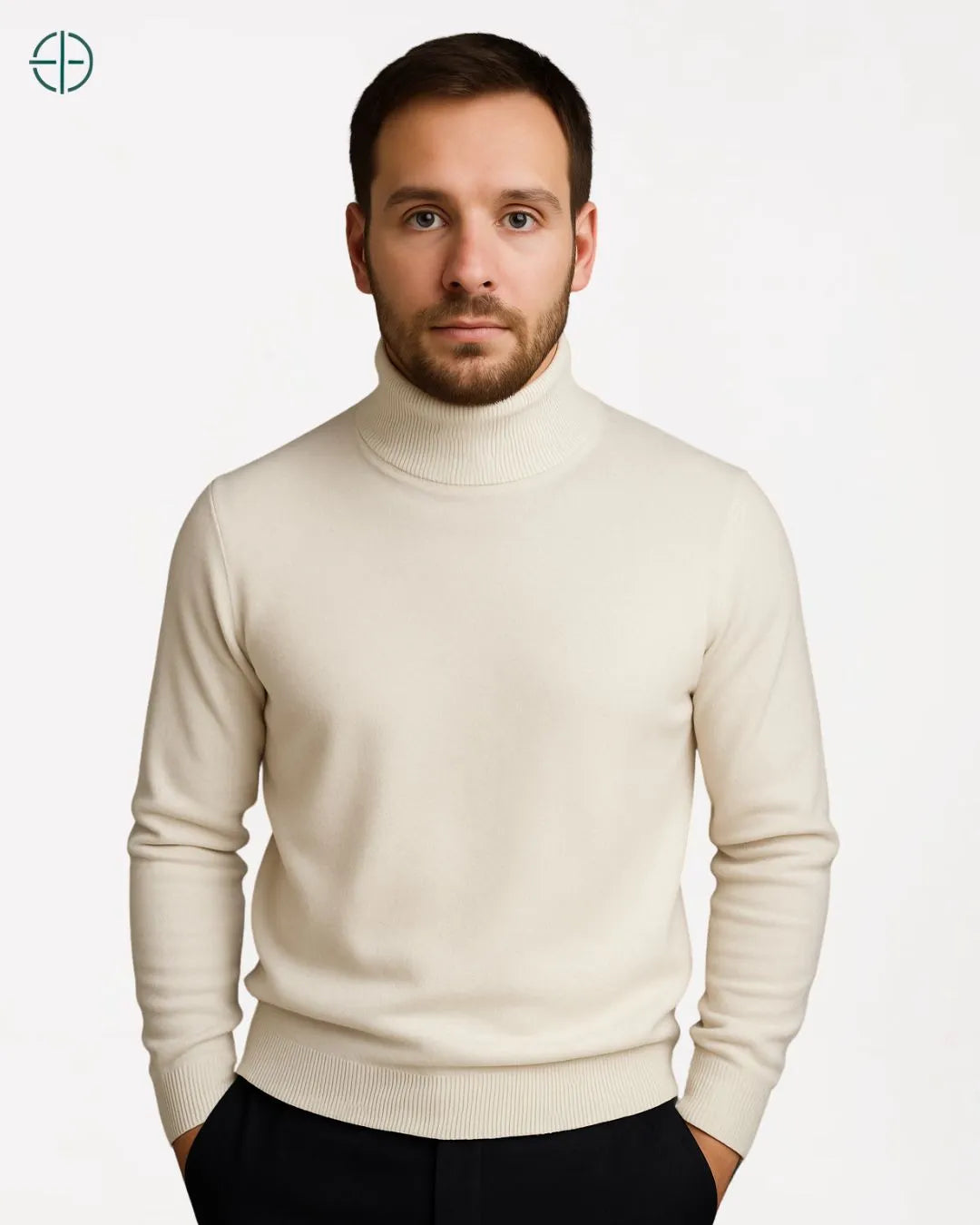 Detalhe do caimento perfeito do suéter masculino, destacando sua estrutura

