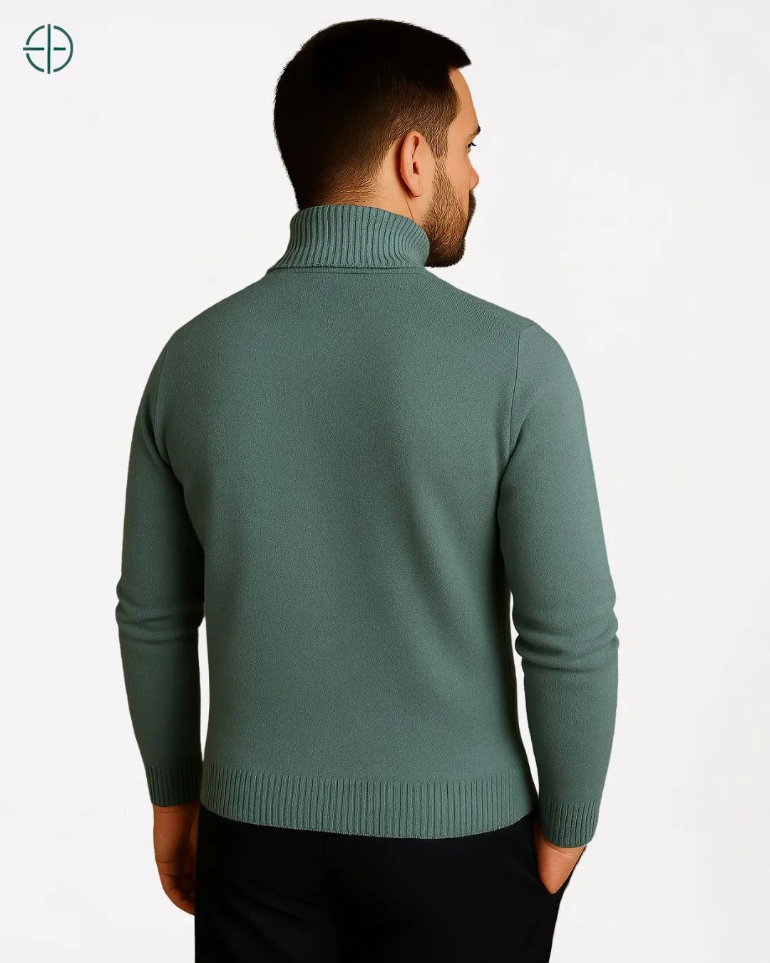 Look masculino de inverno com suéter de gola alta Rest Money, estilizado de forma clássica

